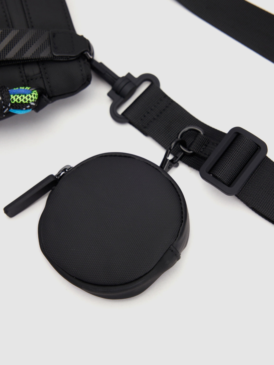 Braided Strap Décor Crossbody Bag