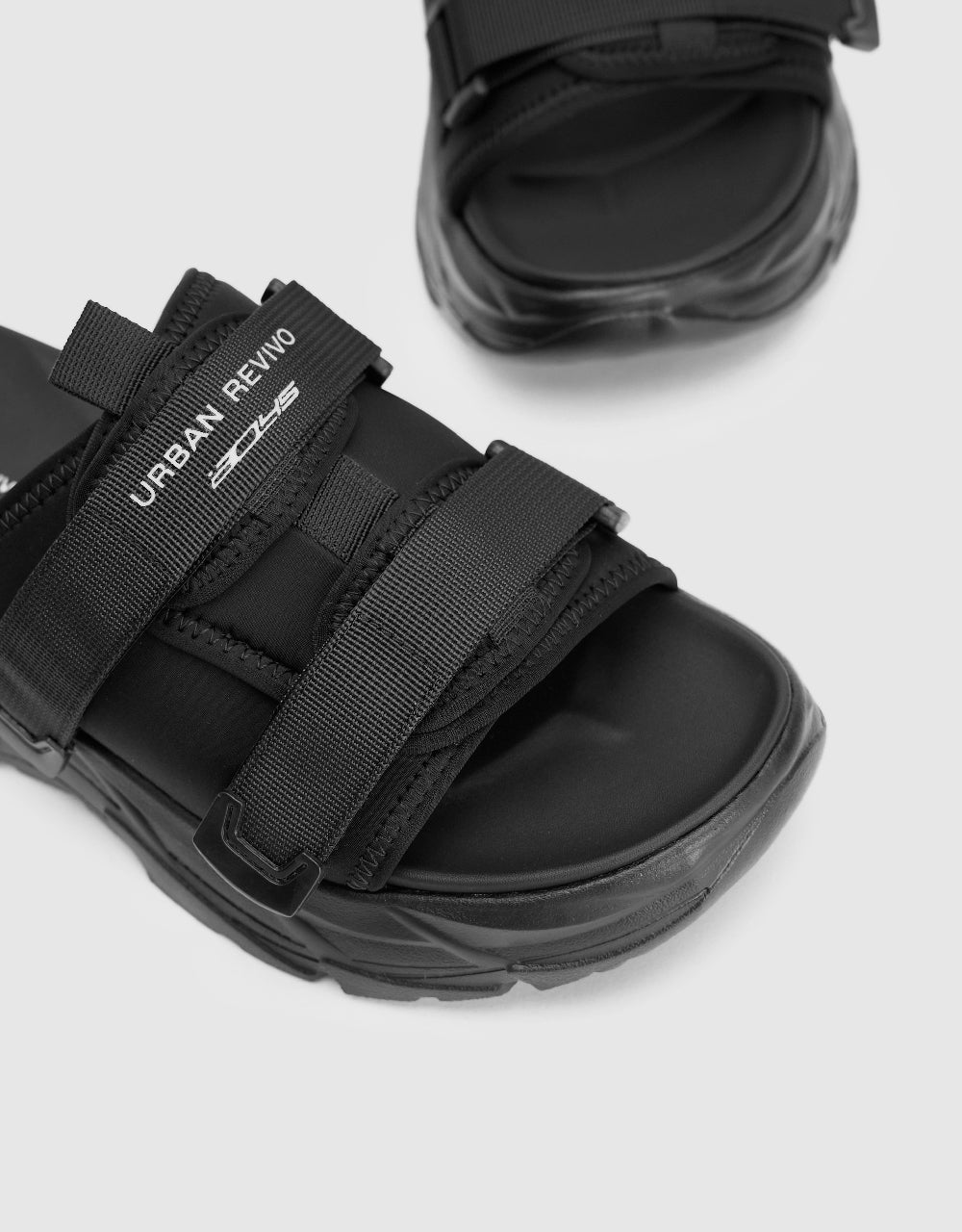 Round Toe Slippers