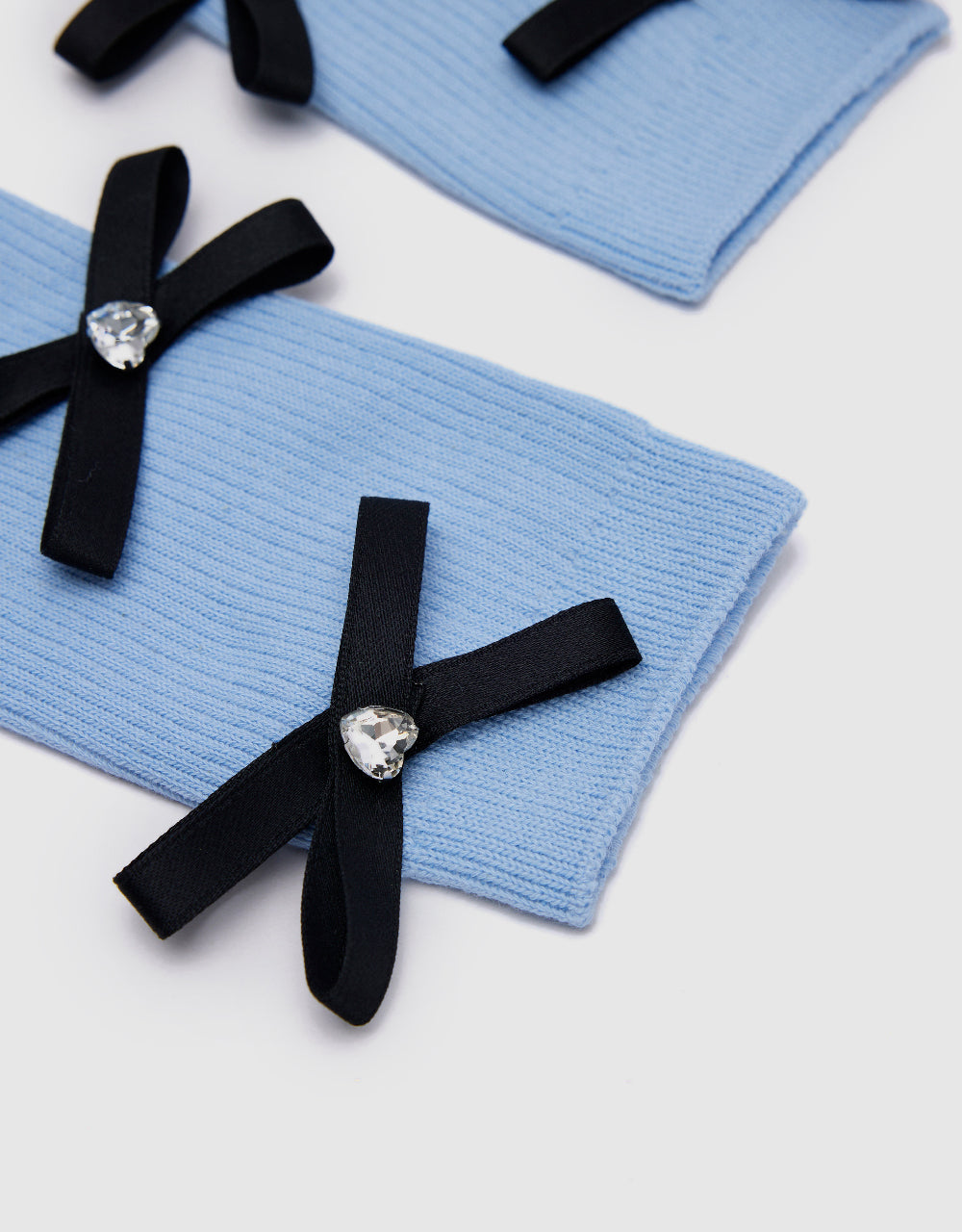 Bow Décor Mid-Length Socks