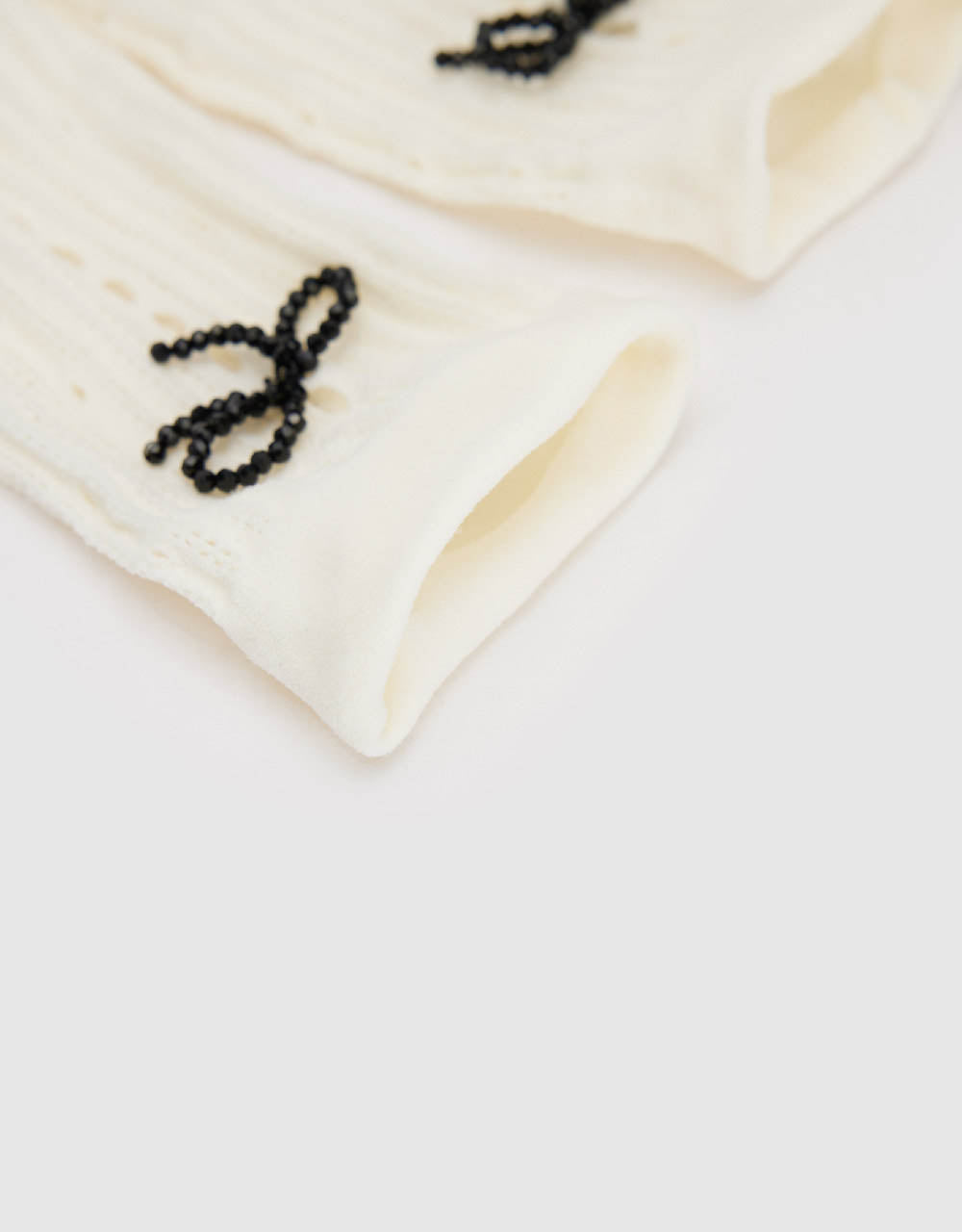 Bow Décor Mid-Length Socks