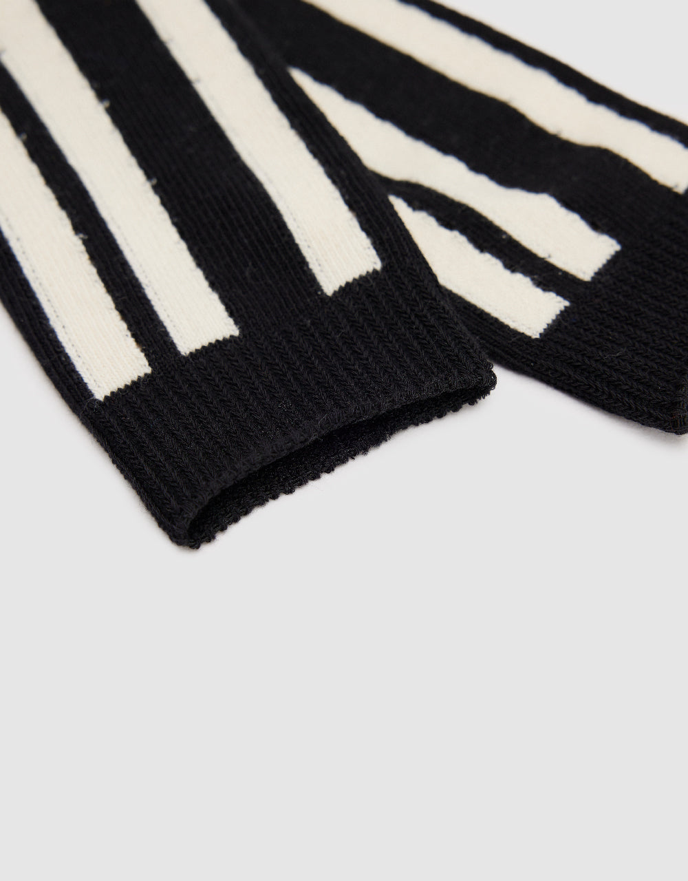 Wave Printed Mid-Length Socks