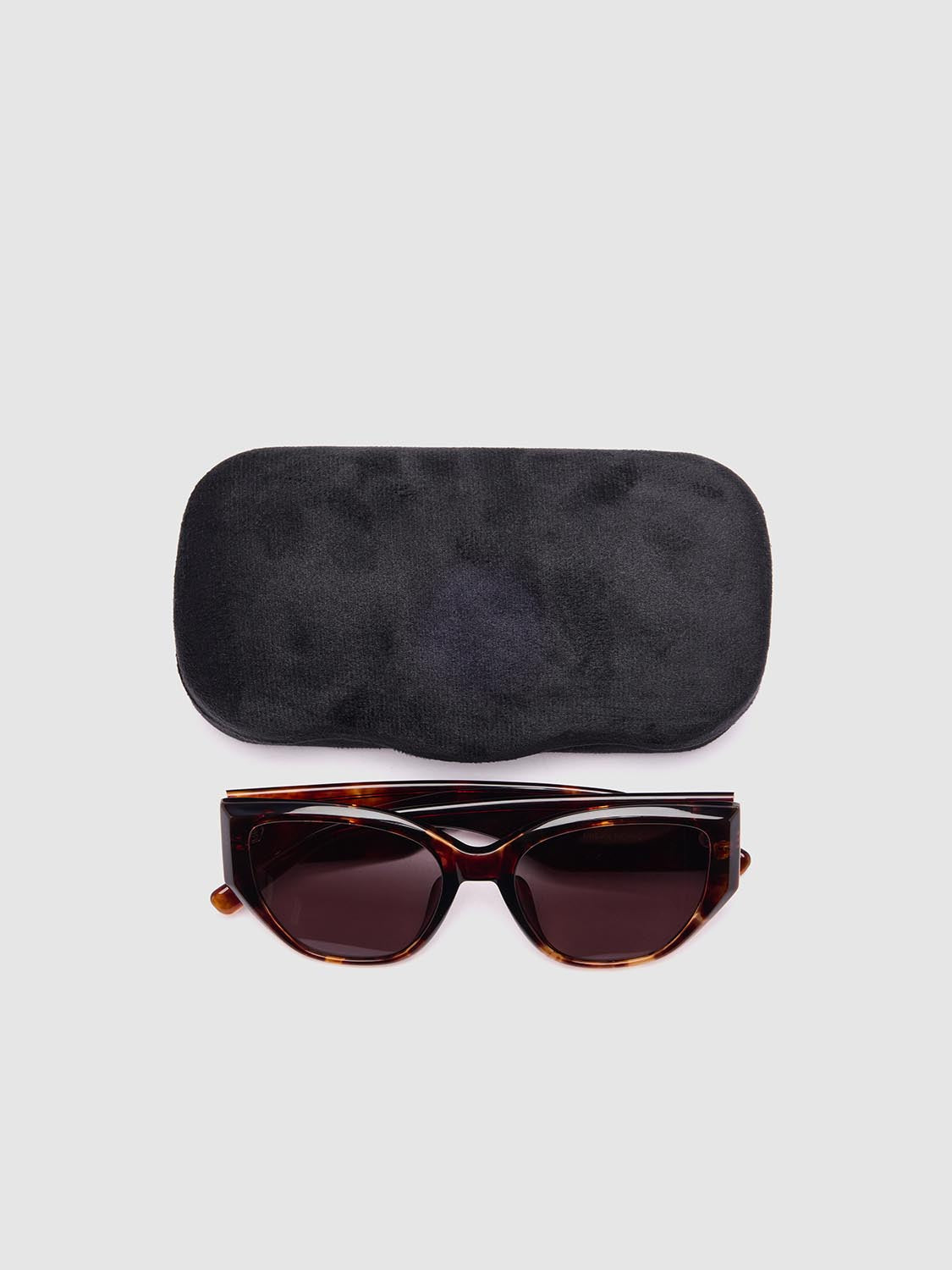 Tortoiseshell Frame Square Sunglasses