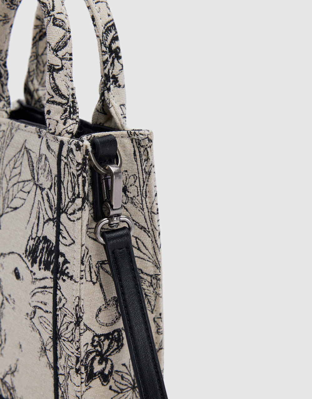 Flowers Printed Shoulder Bag