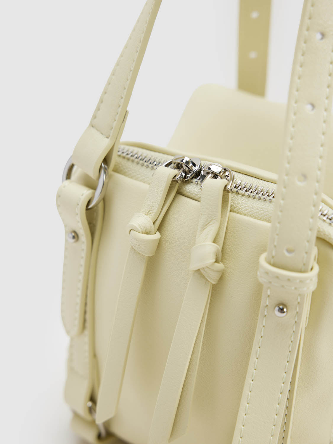 Shoulder Bags