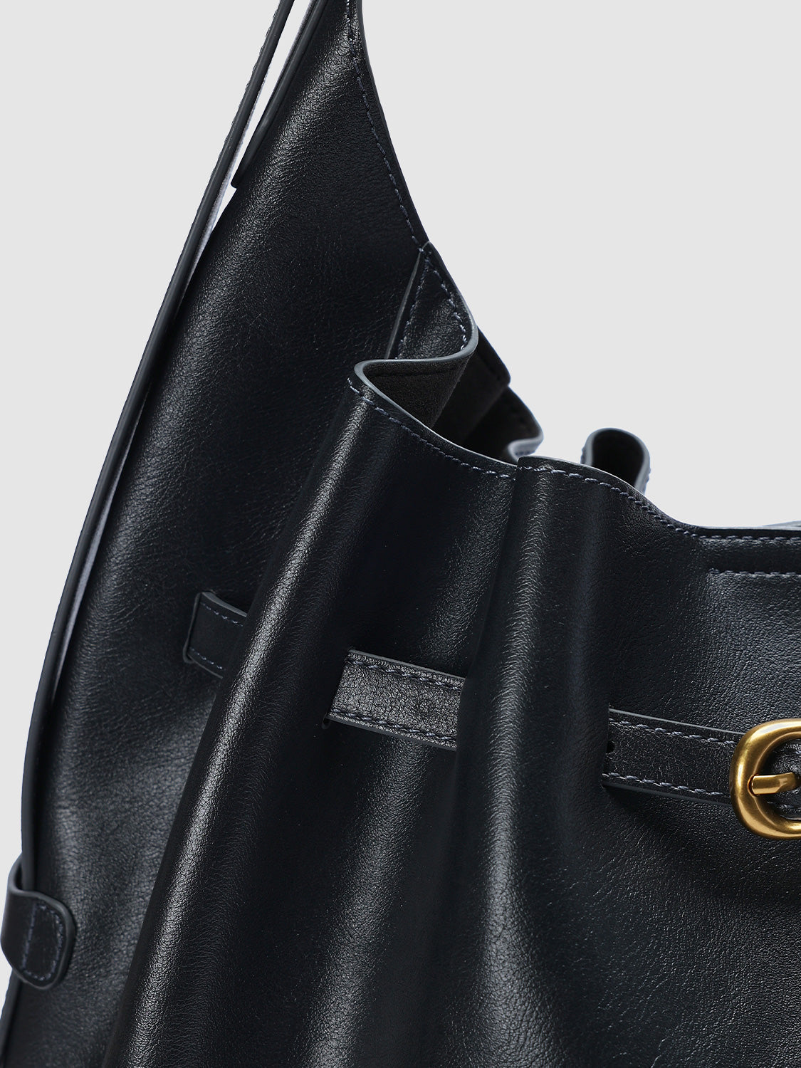 Shoulder Bags
