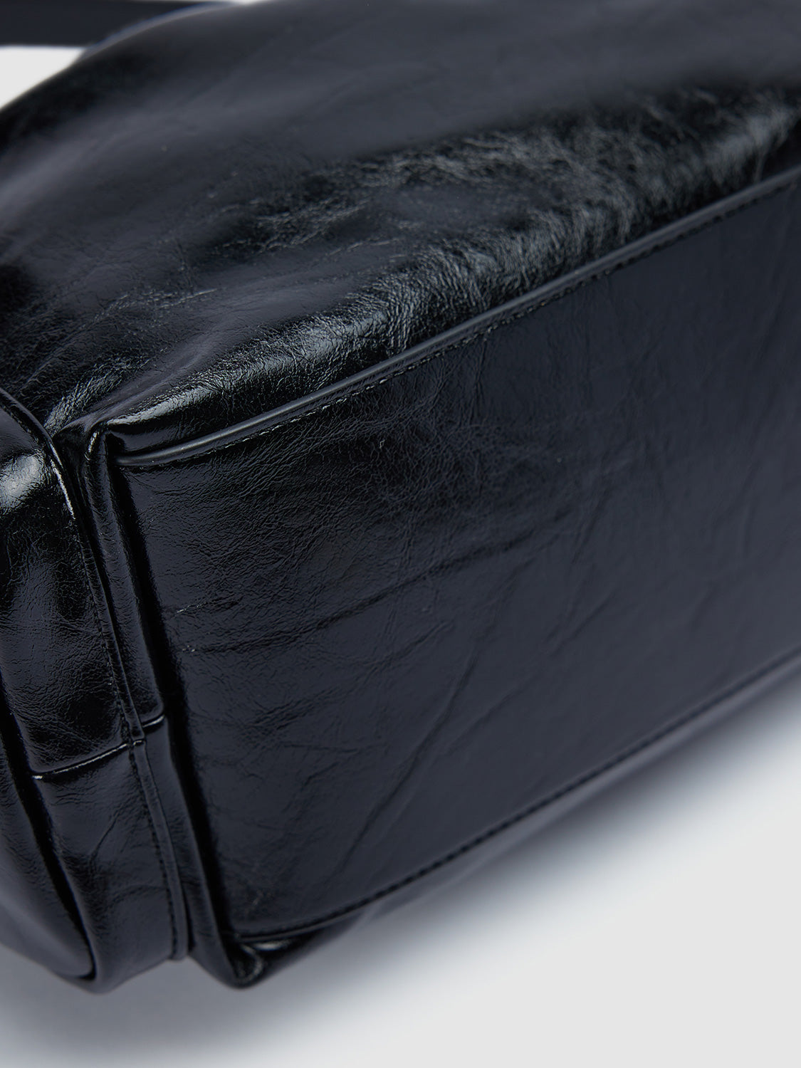 Shoulder Bags With Side Pockets