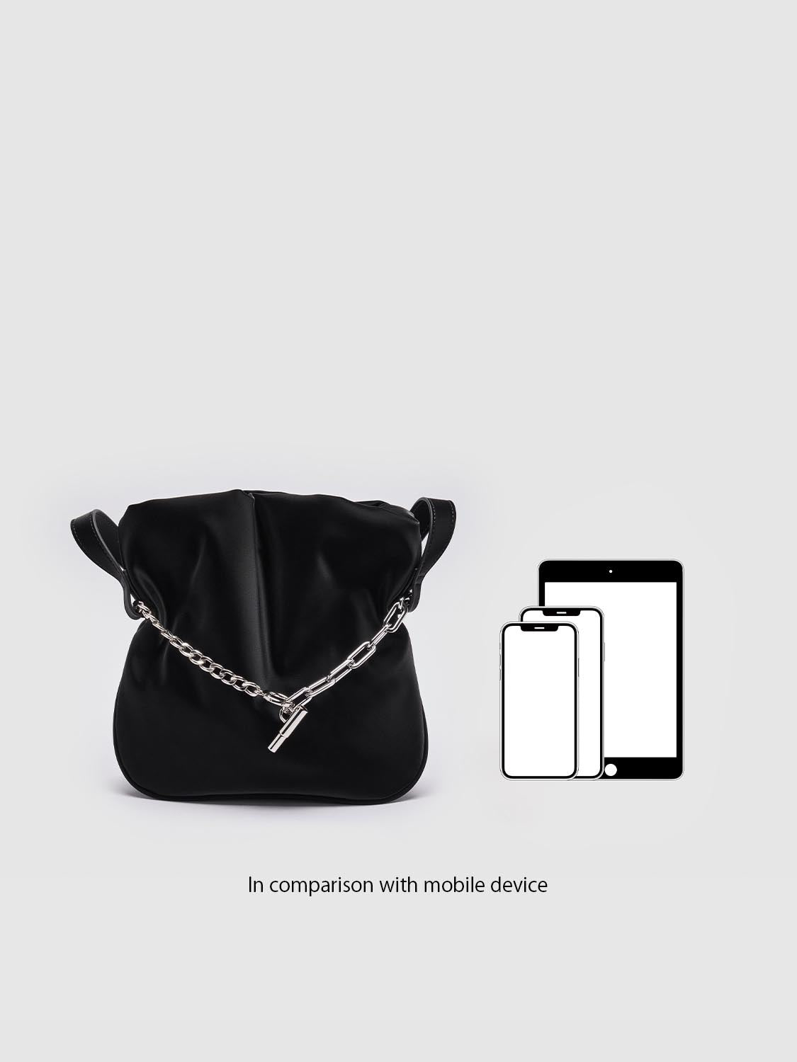 Chain Detail Pouch Shoulder Bags
