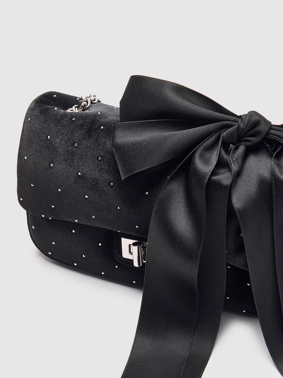 Bow Décor Shoulder Bags