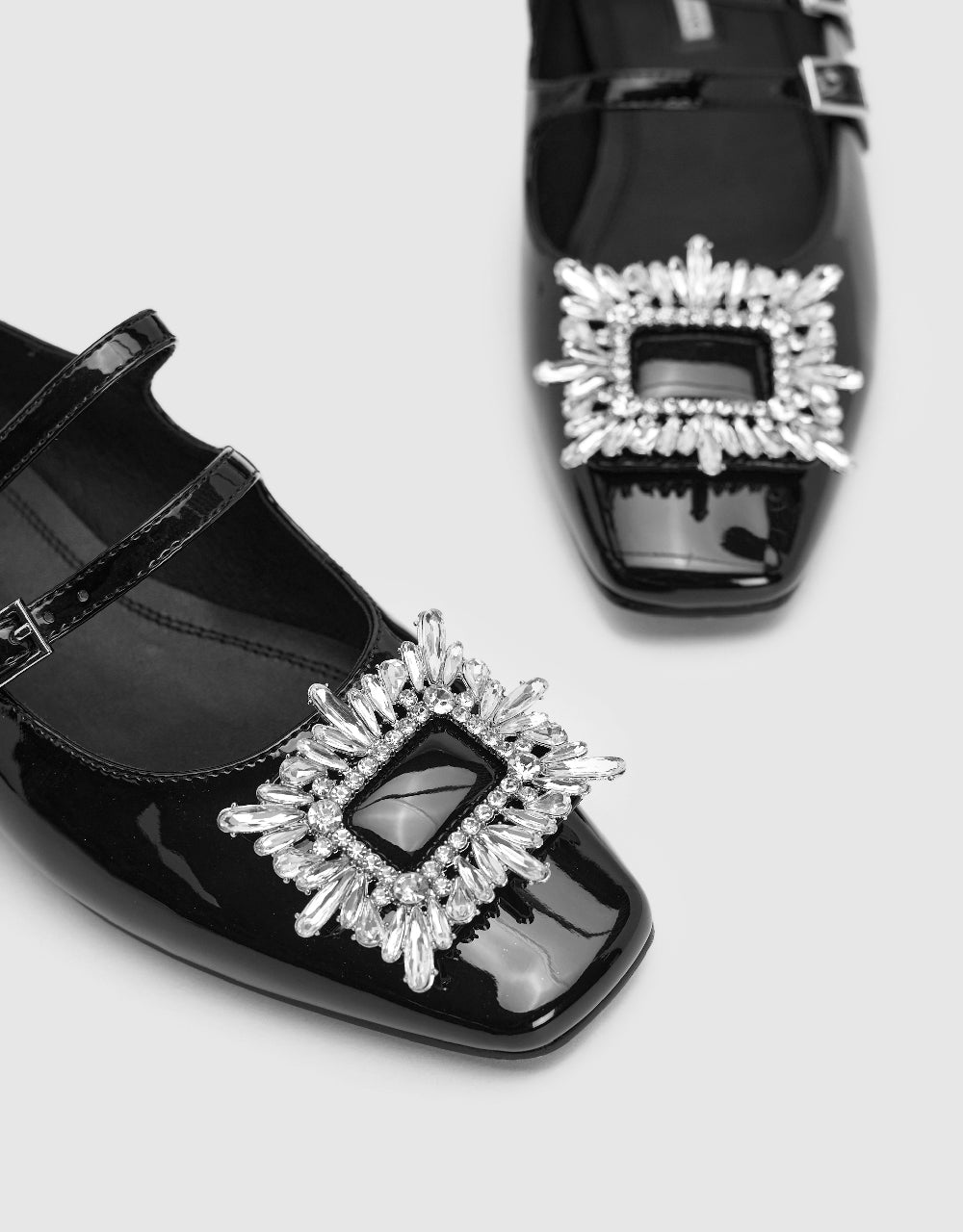 Buckle Décor Square Toe Pumps