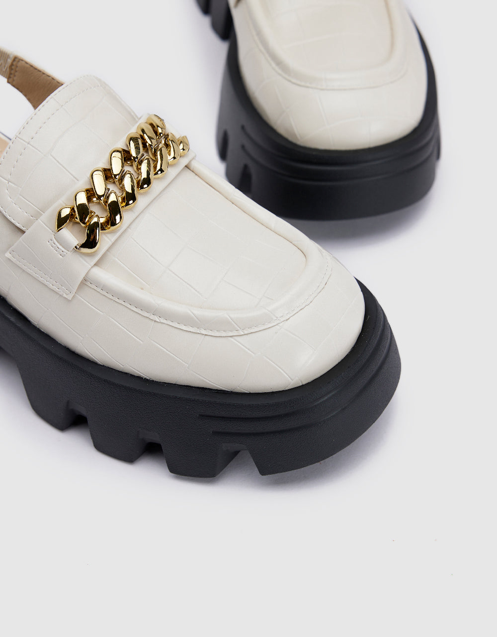 Chain Décor Round Toe Slingbacks