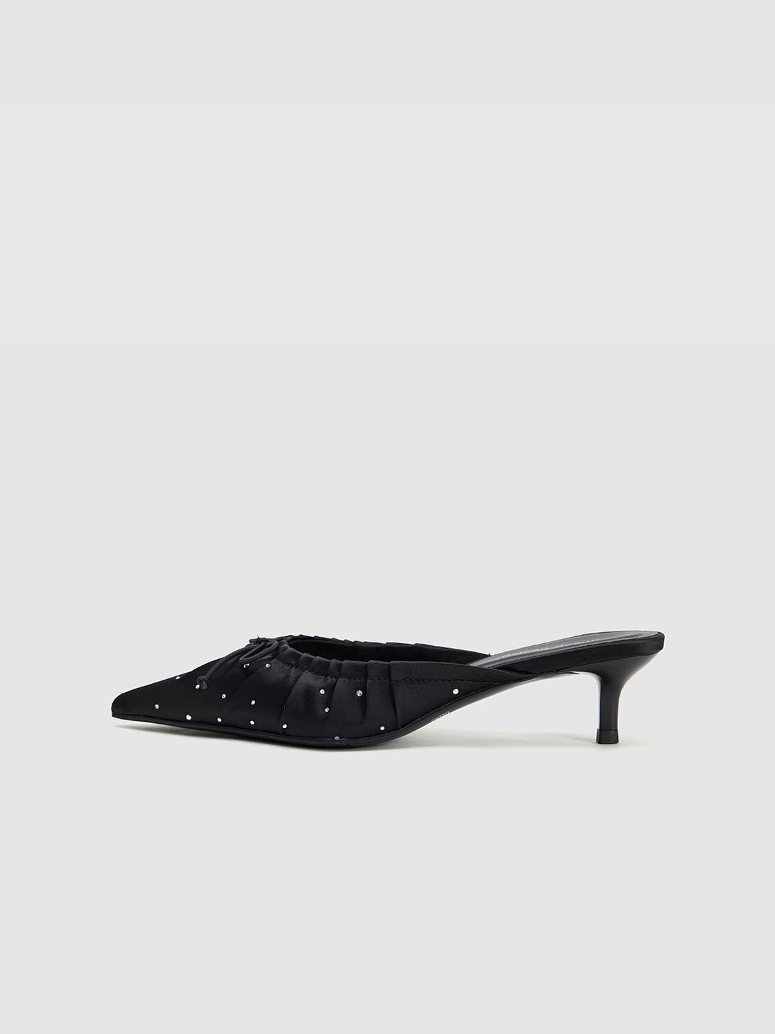 Pointed Toe Slippers