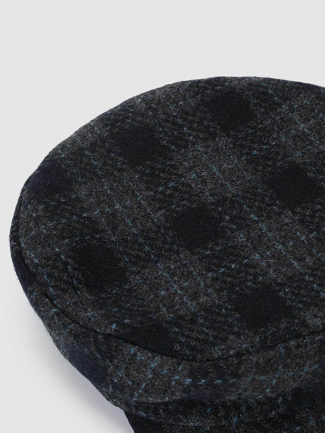 Check Fisherman Fiddler Cap
