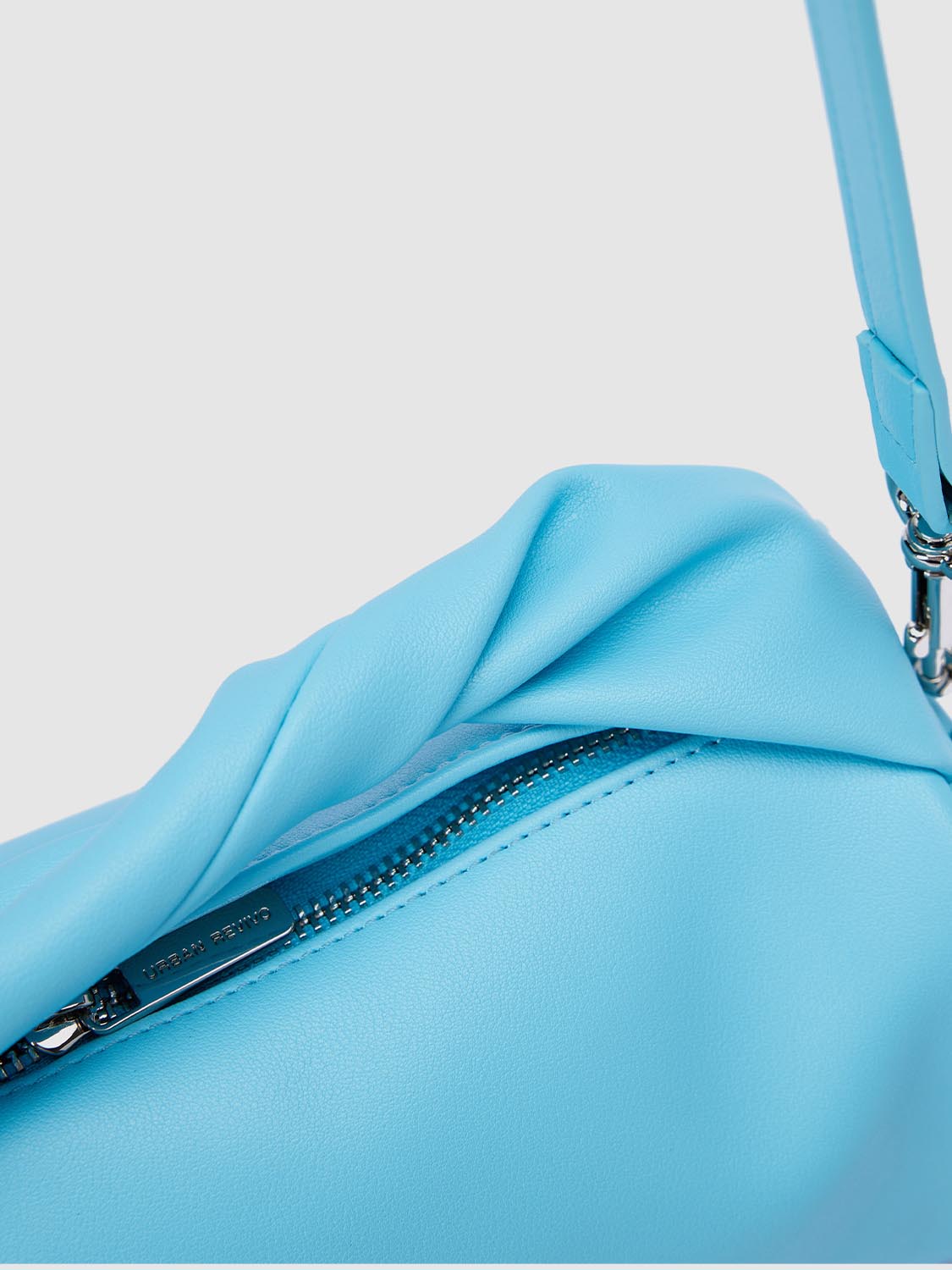Shoulder Bags