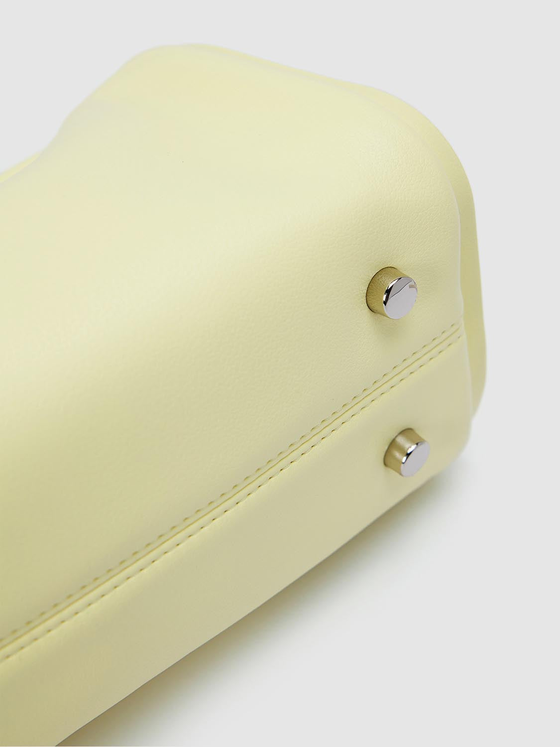 Shoulder Bags