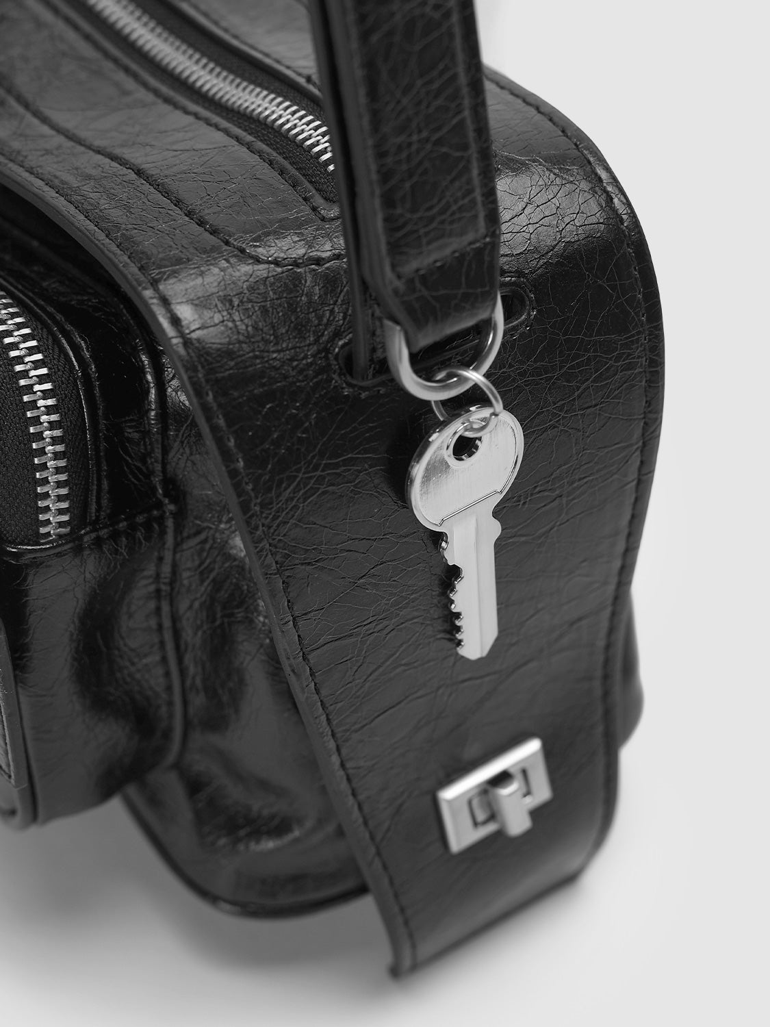 Shoulder Bags