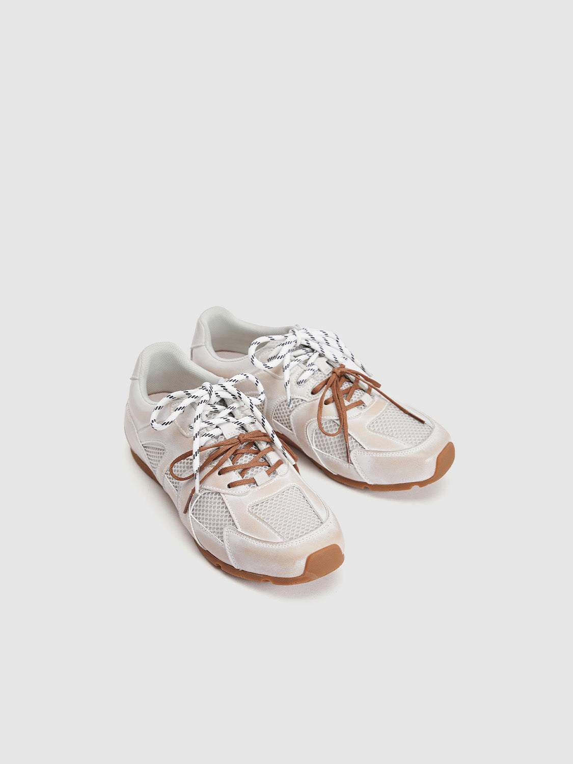 Retro Round Toe Sneakers