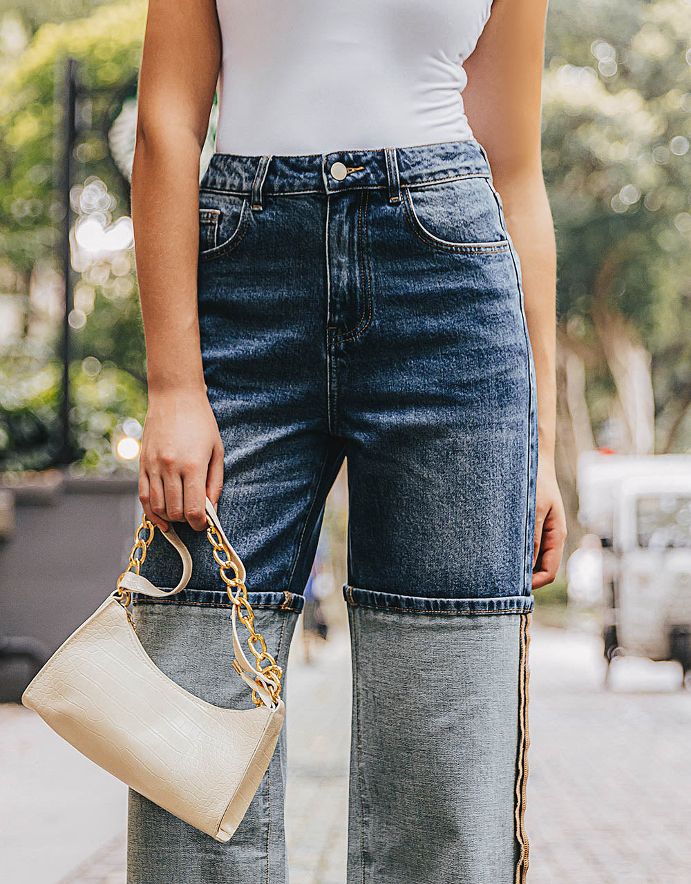 Straight Jeans