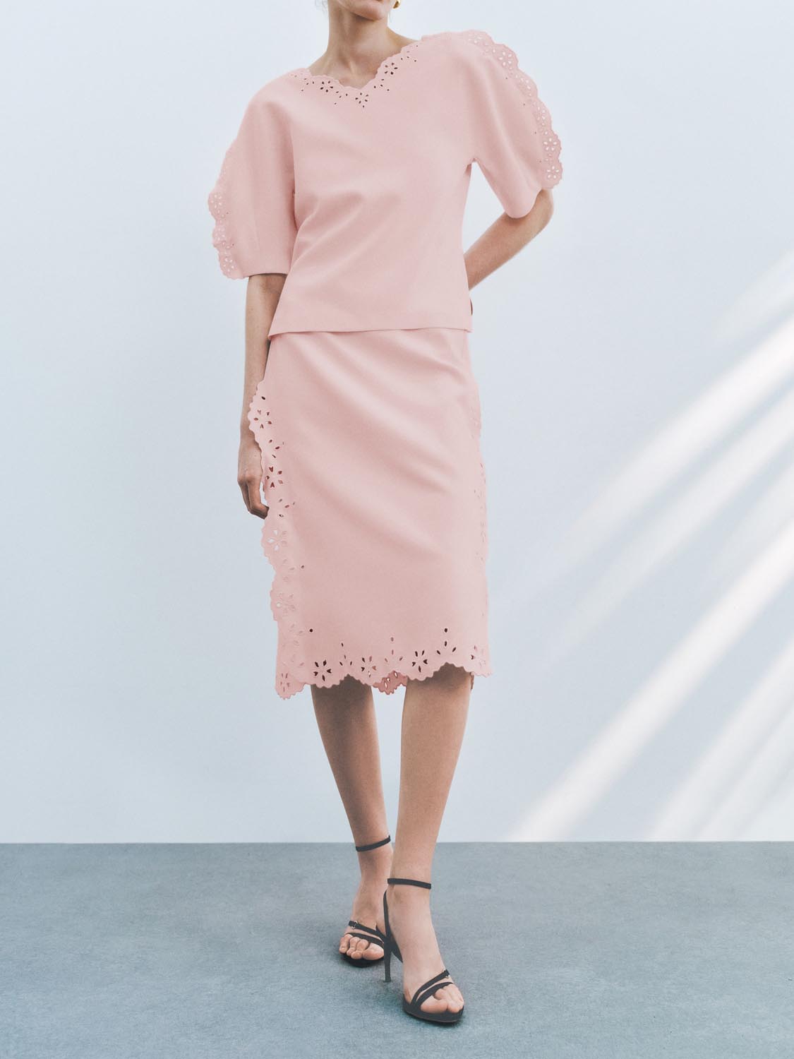 Lace Trim Straight Skirts