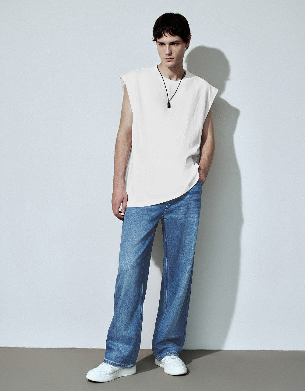 Loose Straight Jeans