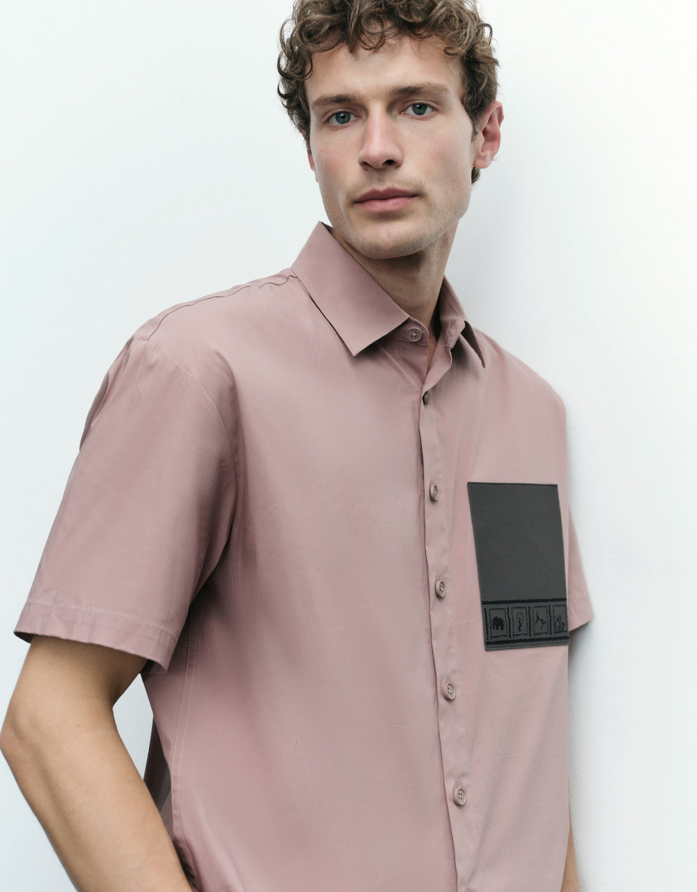 Pocket Detail Loose Shirt