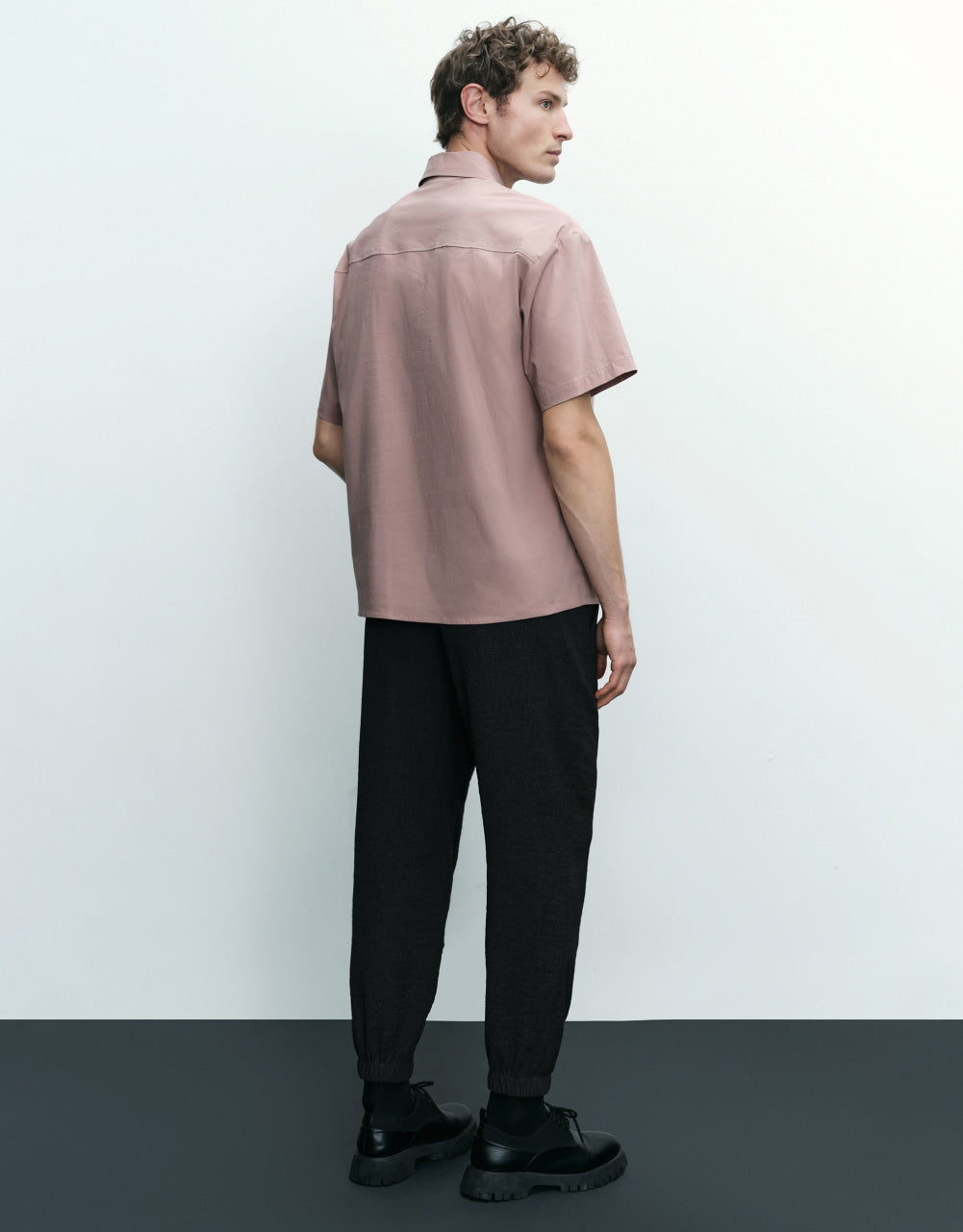 Pocket Detail Loose Shirt
