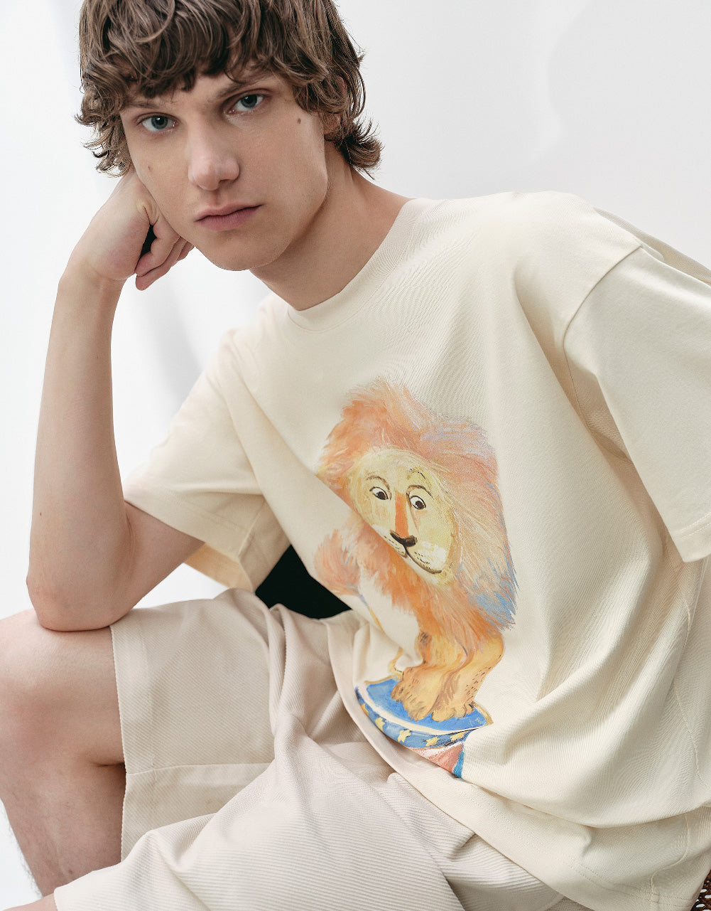 Lion Printed Straight T-Shirt