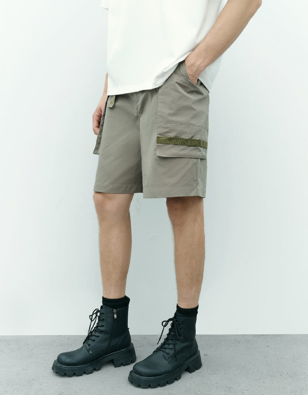 Multi-Pocket Straight Pants