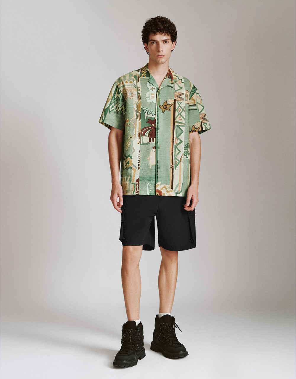 Leisure Shorts With Belt