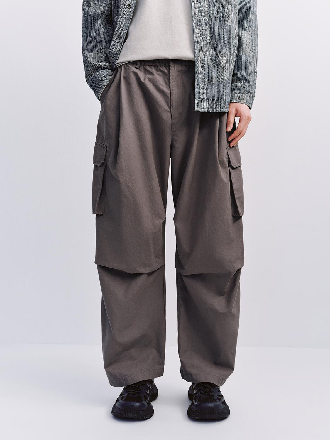 Wide Leg Cargo Pants