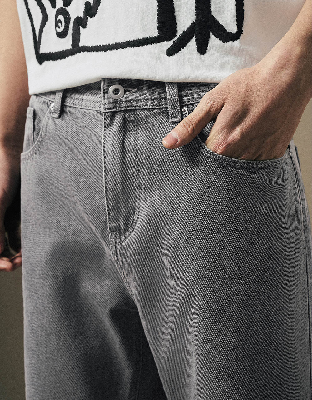 Straight Jeans