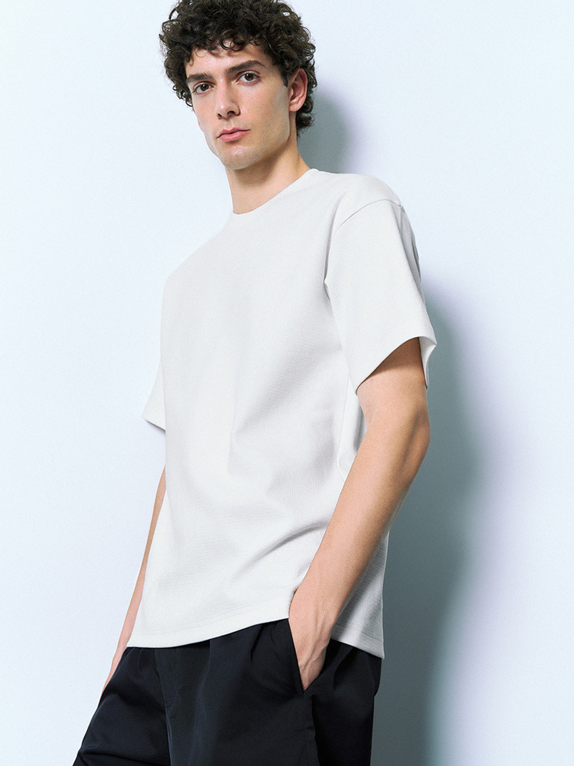 Textured Crew Neck Loose T-Shirt