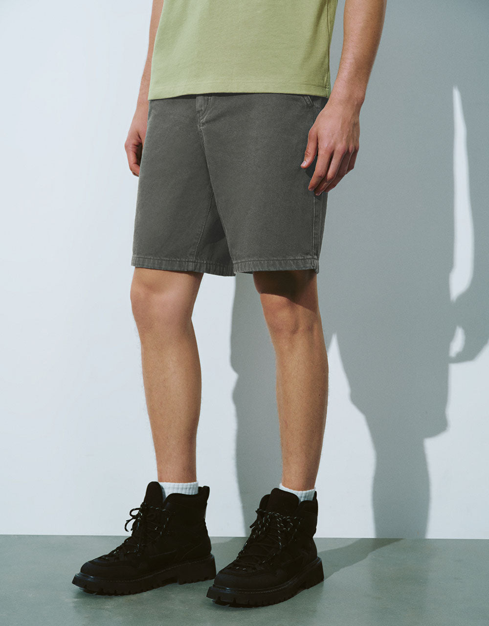 Loose Denim Shorts