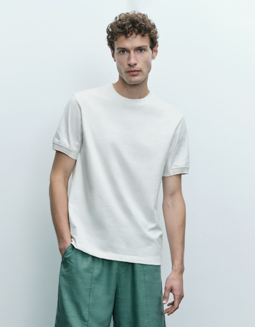 Straight Crew Neck Knitted T-Shirt