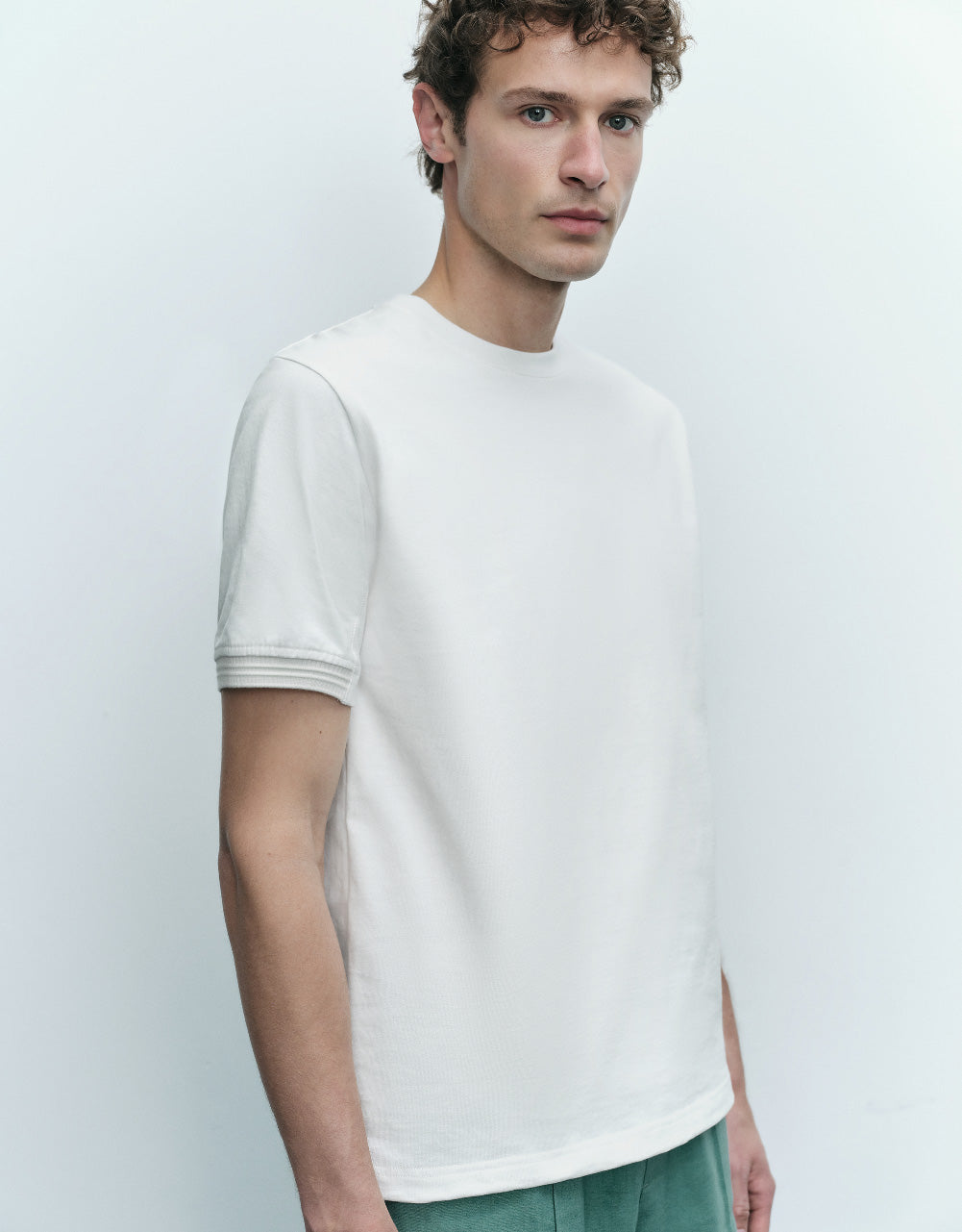 Straight Crew Neck Knitted T-Shirt