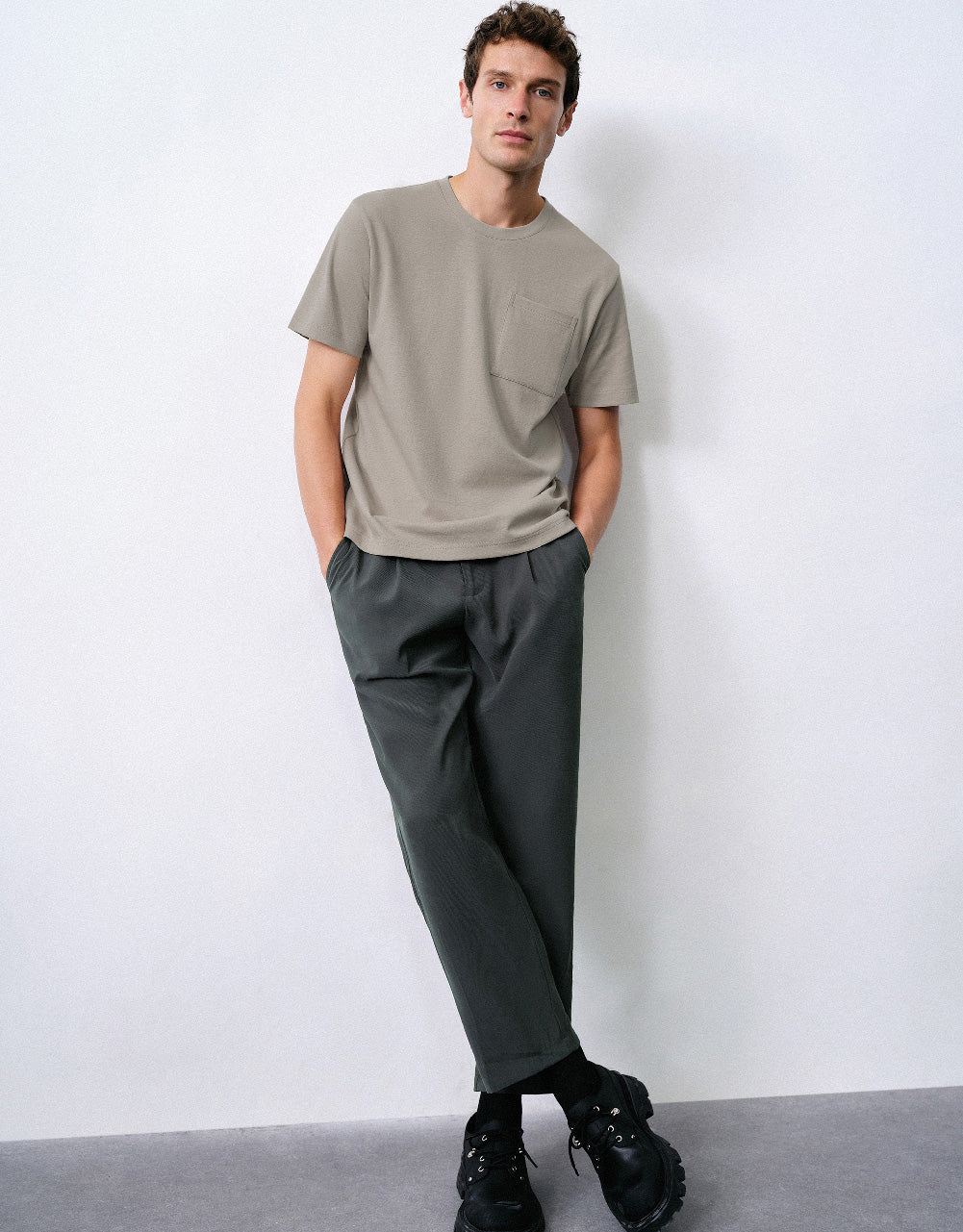 Crew Neck T-Shirt With Pocket
