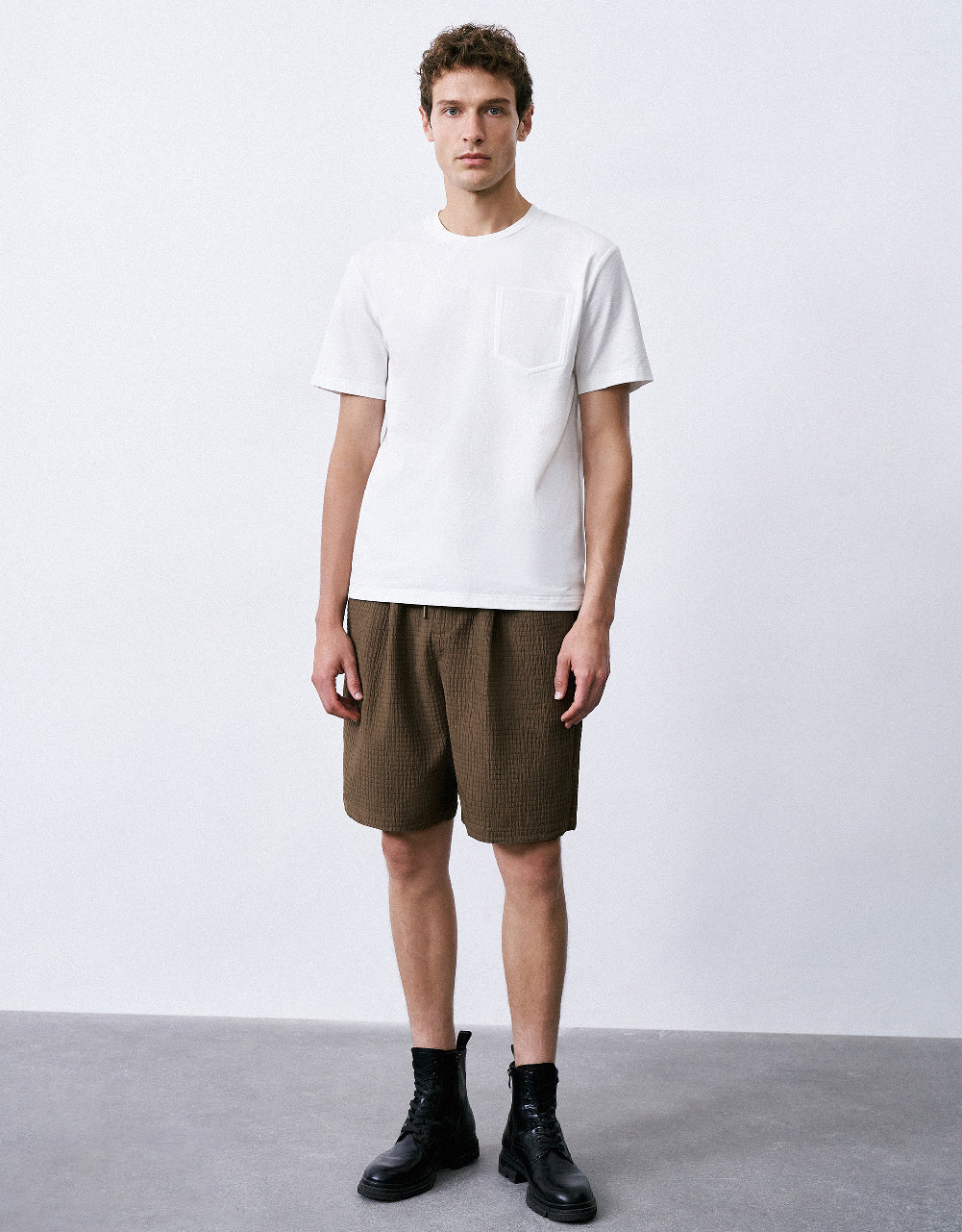 Standard Sleeve Crew Neck T-Shirt