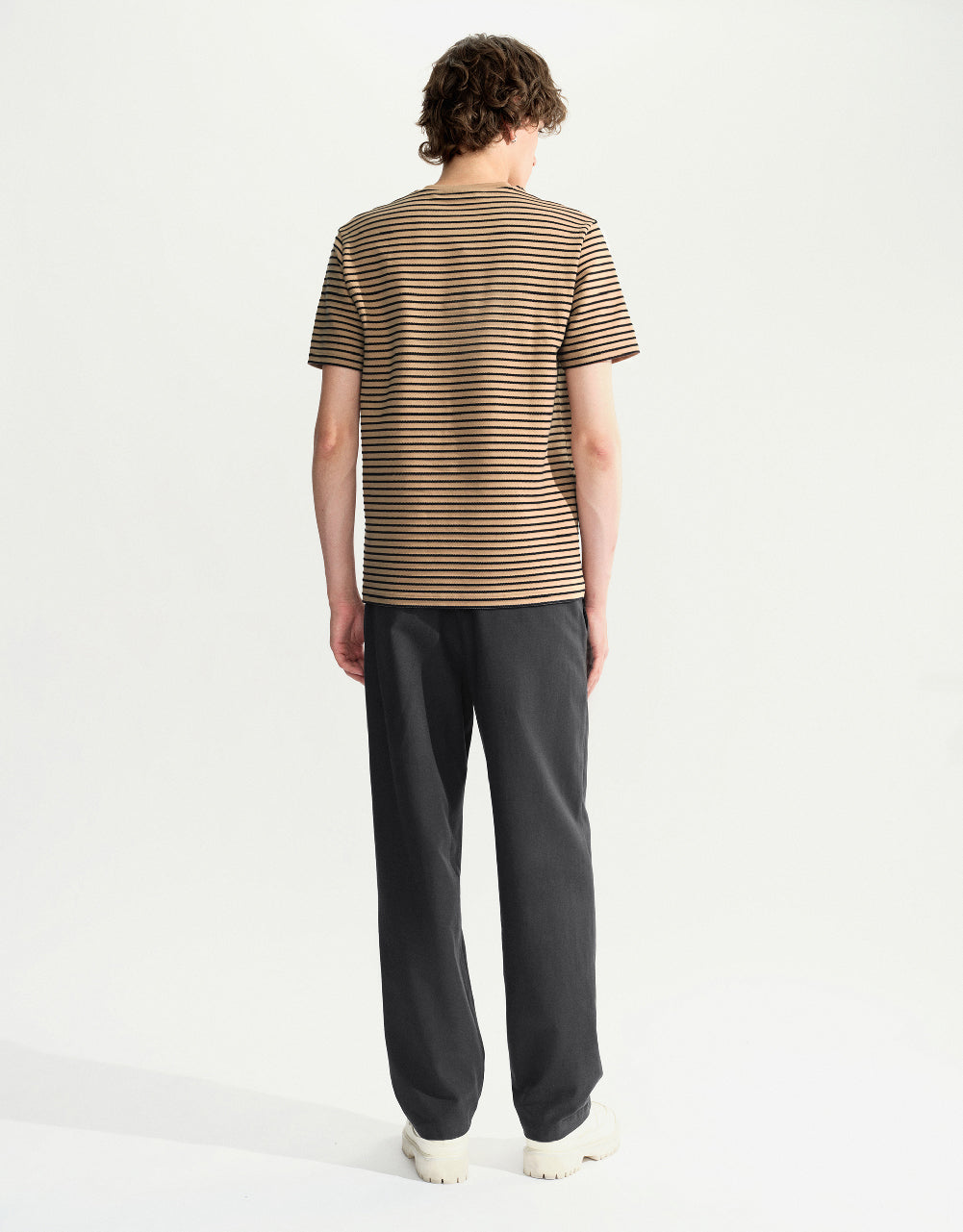 Loose Carrot Fit Pants