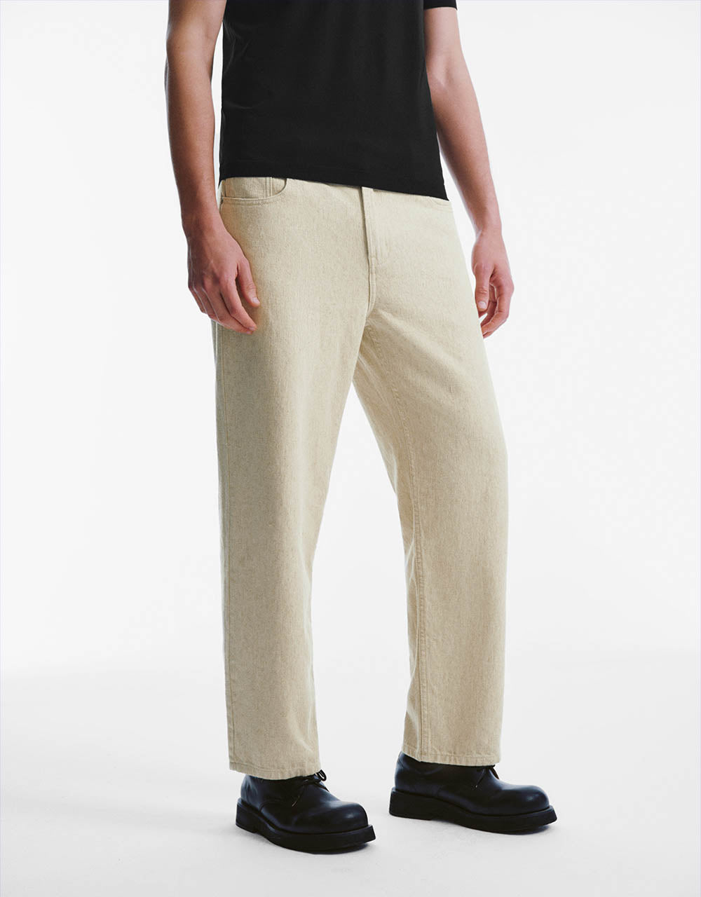Loose Straight Jeans