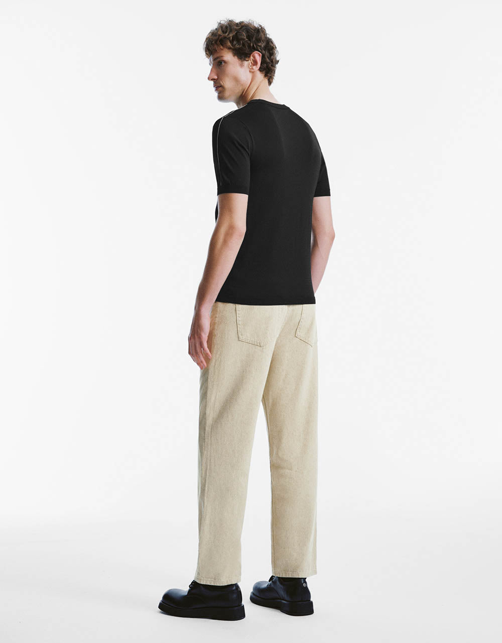 Loose Straight Jeans