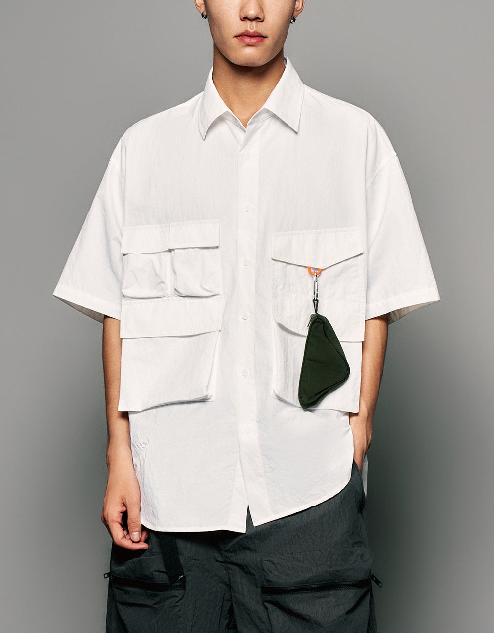 Multi-Pocket Loose Shirt