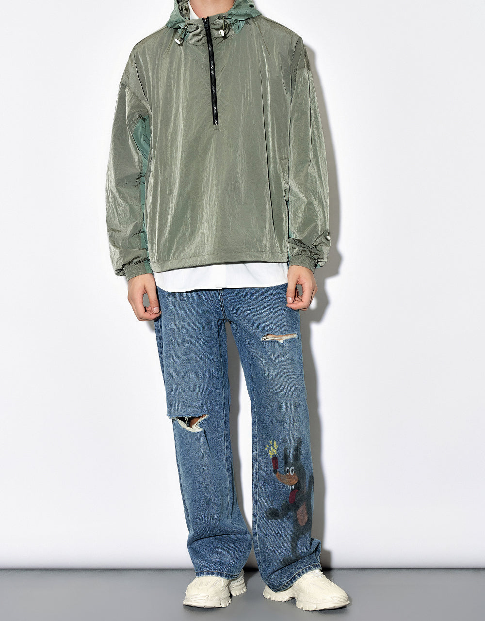 Printed Ripped Straight Jeans