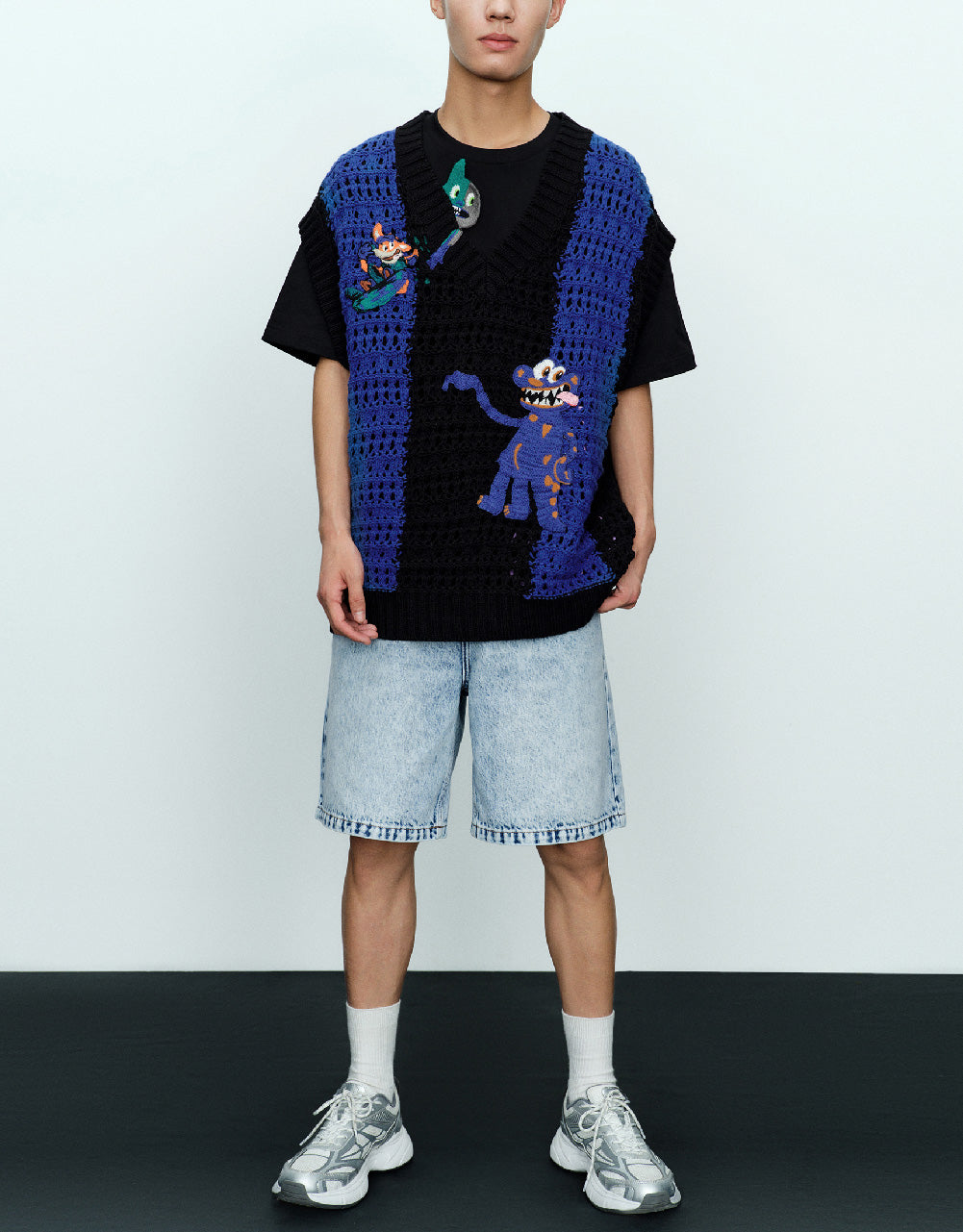 Cartoon Embroidered Knitted Vest