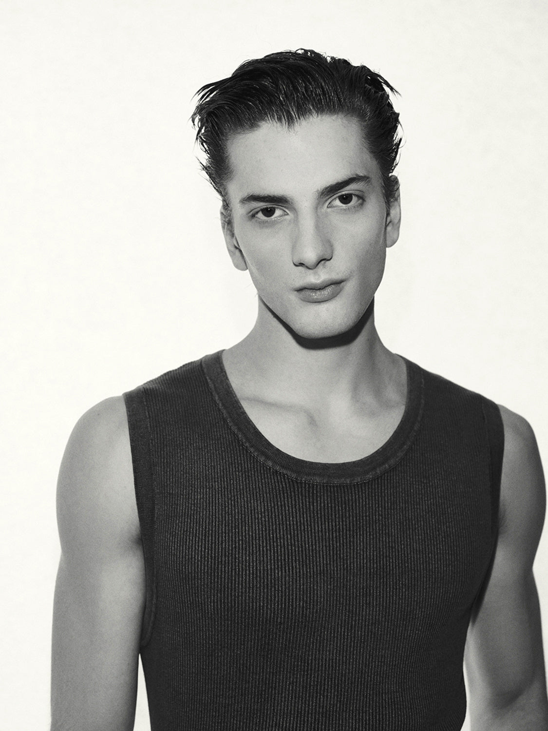 Knitted Sleeveless T-Shirts