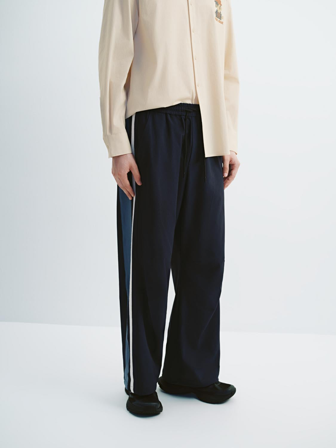 Wide-Leg Pants