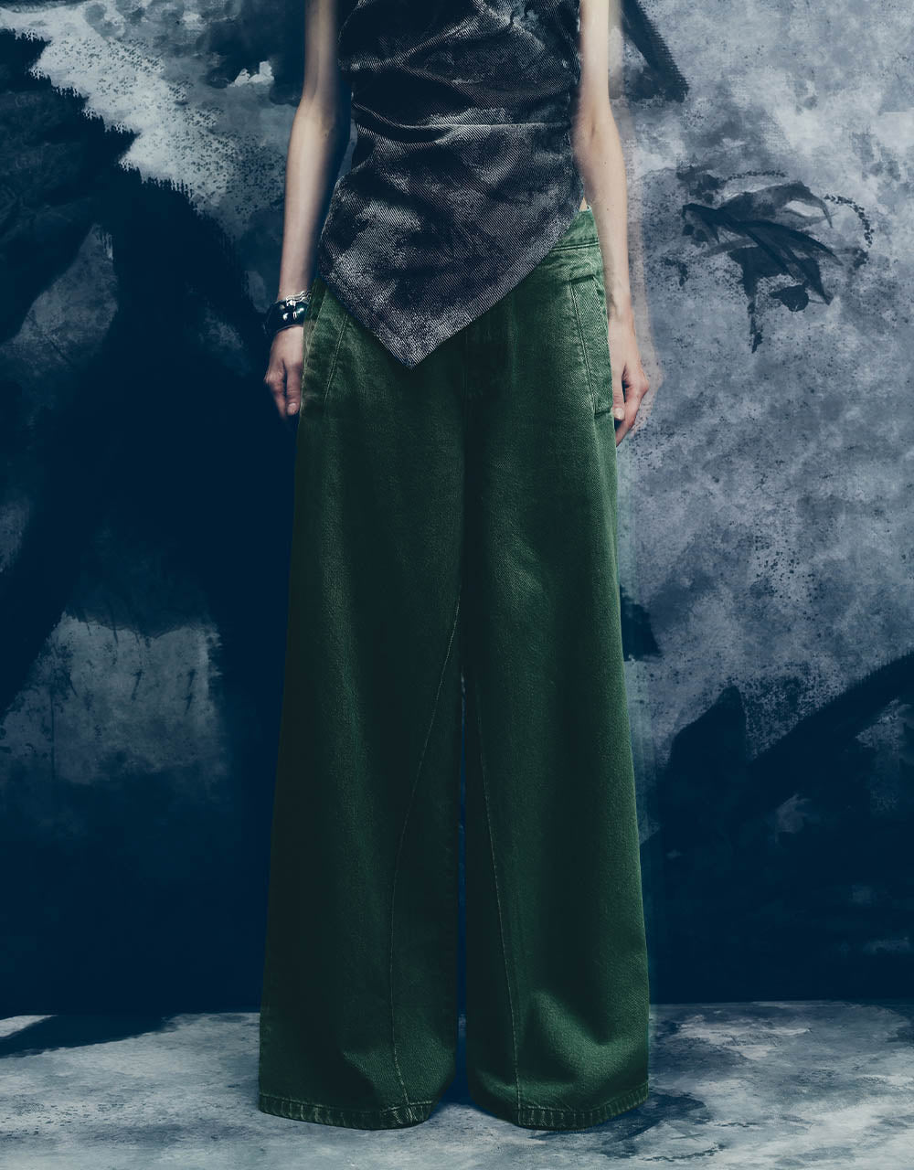 Gradient Wide-Leg Jeans