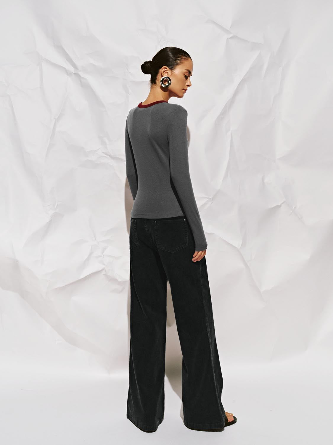 Scoop Neck Long Sleeve T-Shirts