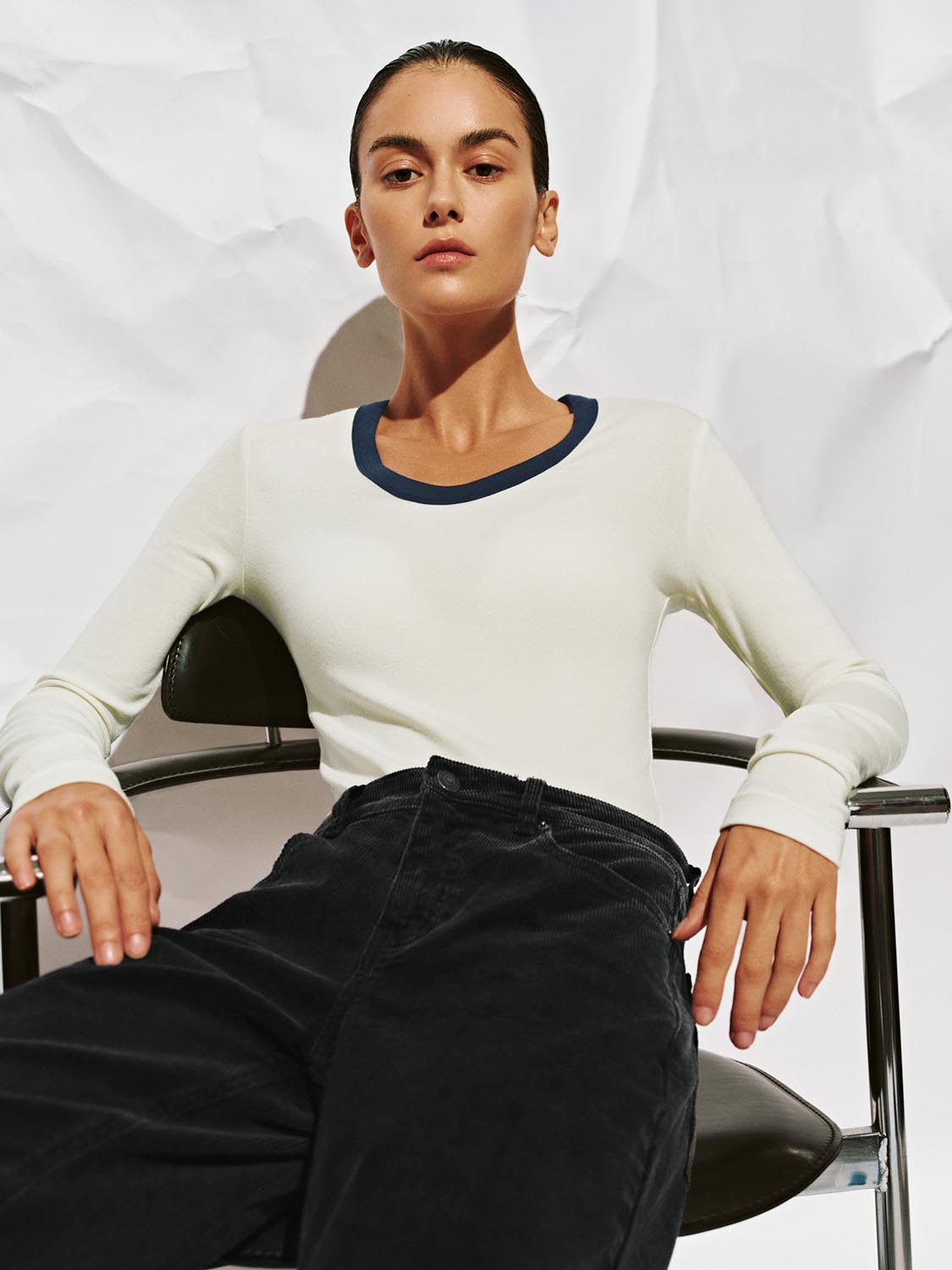 Scoop Neck Long Sleeve T-Shirts