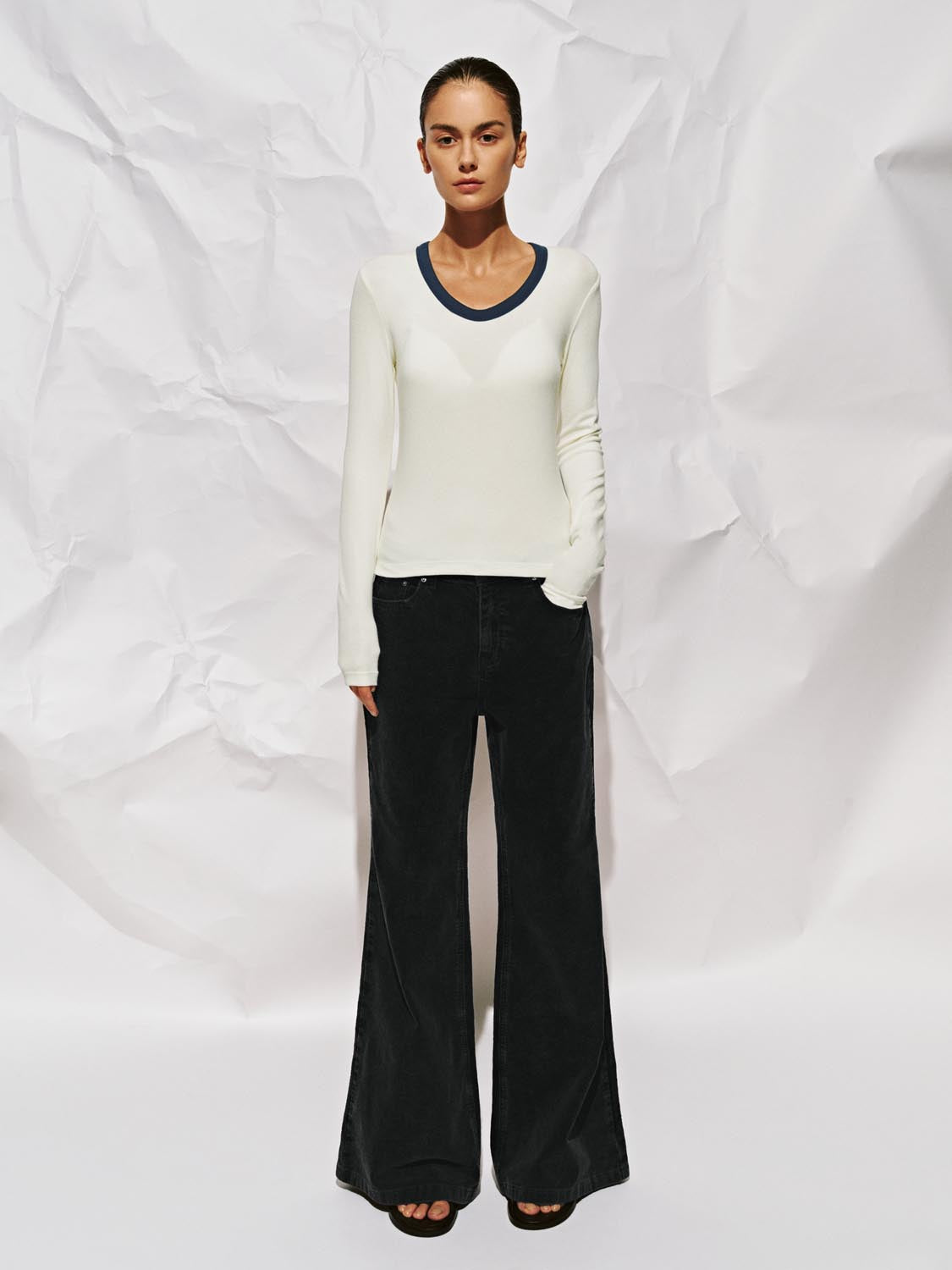 Scoop Neck Long Sleeve T-Shirts