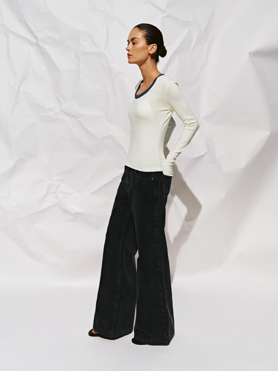 Scoop Neck Long Sleeve T-Shirts