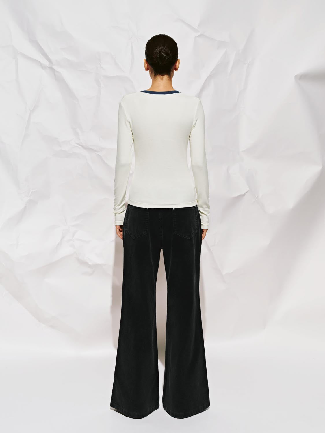 Scoop Neck Long Sleeve T-Shirts